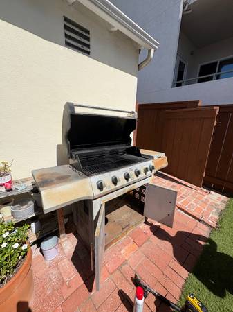 Scrap metal (grill) 1