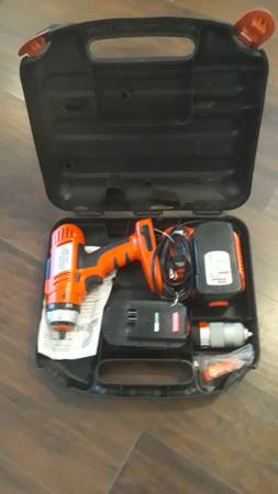 Black & Decker cordless Drill 1