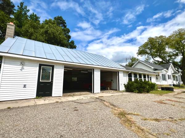 $2,500 / 3br - 3bd/1bath casa de campo w/acres63845967963137122