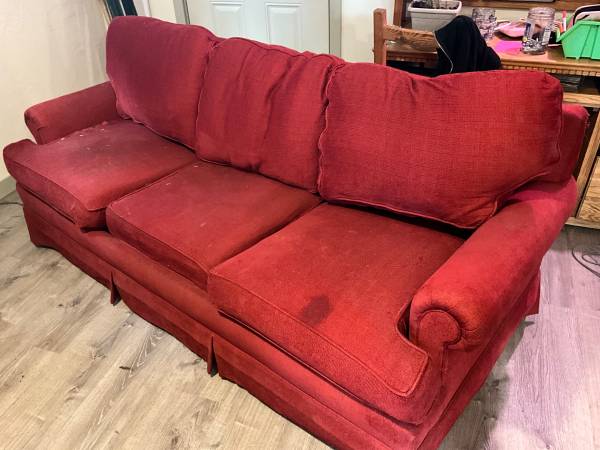 FREE HIDE-A-BED UHAUL 1