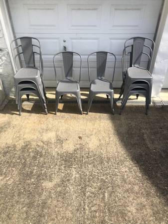 metal stackable chairs 1