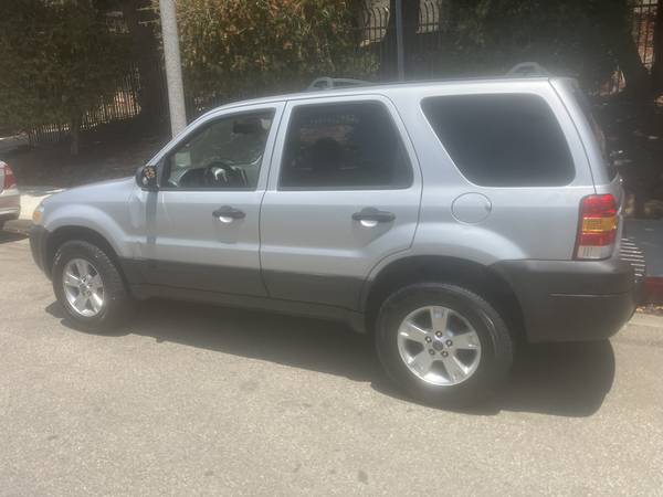 2006 FORD ESCAPE XLT - $3.550 (LONG BEACH)63441207377027122