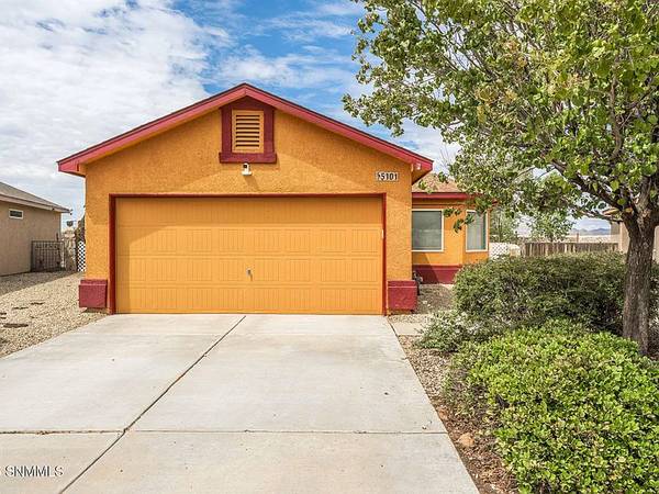 $990 / 3br - 1129ft2 - Charming and bright 1,129 SF home! (Las Cruces, NM)64047885968129120