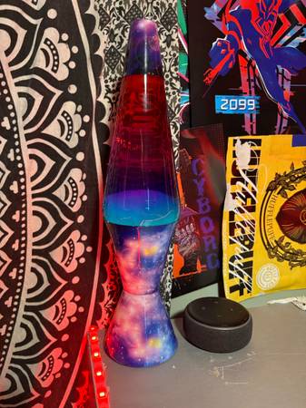 LAVA LAMP FOR SALE ( XL ) 1