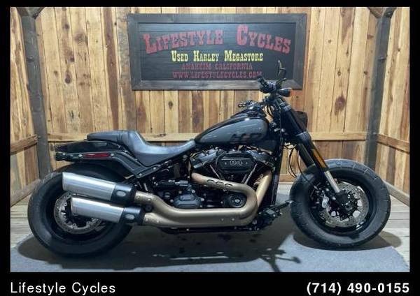 1 2022 Harley-Davidson Fat Bob® 114 M8 SOFTAIL 1