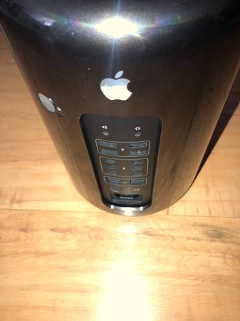 Apple MAC PRO DESKTOP ,XEON 2.7GHz 12-Core, 64GB , 1TB Late 2013 1