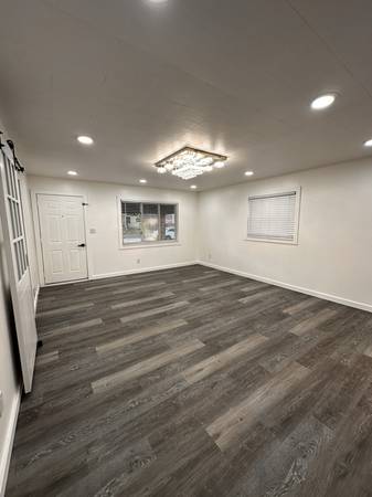 $1800.00 / 3br - 1041ft2 - 6612 N WAVERLY ST63926726275074124