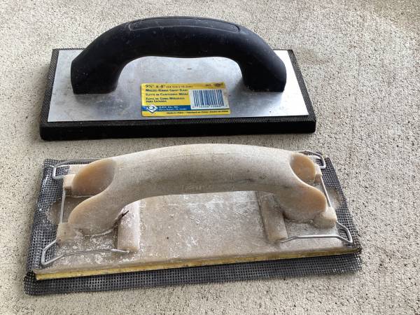 2 Rubber Grout Floats 1