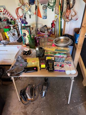 GARAGE SALE 1