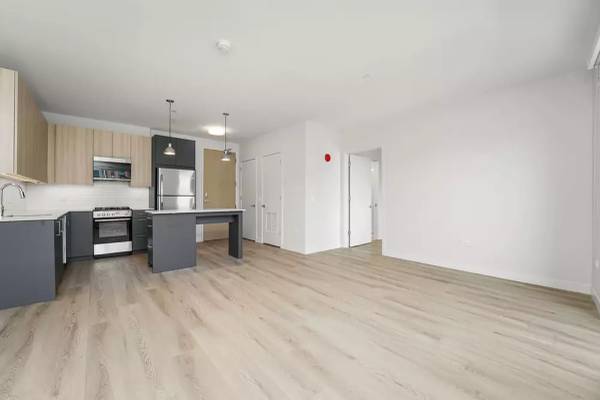 $2,940 / 2br - WEST TOWN ~ 2 Bedroom ~ Rent Special! Get 2 MONTHS FREE RENT! (West Town, Chicago)63902943486082123