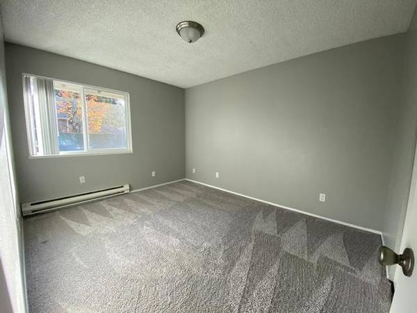 $1,514 / 2 habitaciones - 1075 pies² - ¡Su próximo hogar cómodo le espera - Llame hoy!63672618892291124