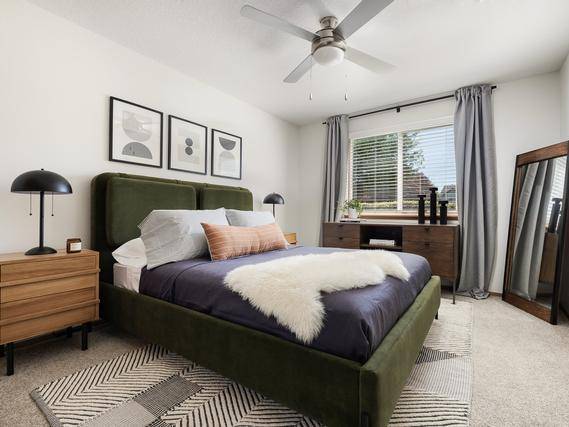 $1,268 / 1 hab. - 675 pies² - Vida sofisticada de 1 hab./1 baño con casilleros Amazon (6811 NE 121st Ave Vancouver WA 98682)63672564840195121