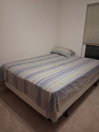 Queen bed w/ frame 1