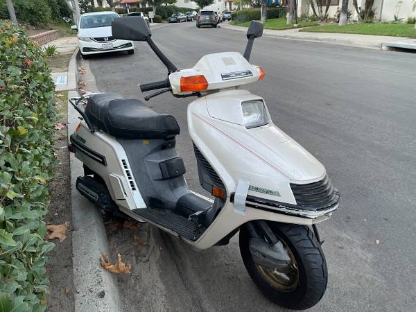 1986 Honda Elite 250