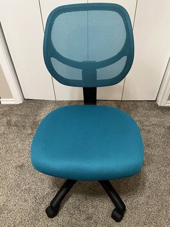 Albreda Computer Task Chair with Adjustable Height and Swivel Casters 1