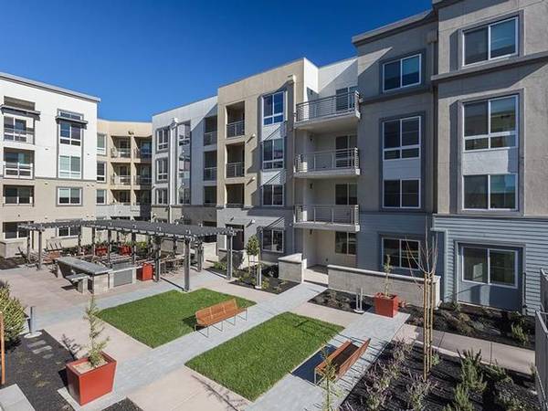 $2,403 / 1br - 760ft2 - 1 Month Free On all 1 & 2 Bedrooms!!! Apply Today! (dublin / pleasanton / livermore)63806889206785124