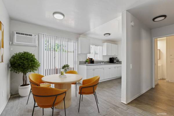 $1,795 / 1br - 720ft2 - SPECIALS | Air Conditioning | Lovely 1 Bedroom @ Winnetka (Canoga Park)63701130157953123