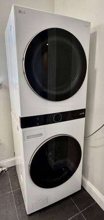 $2,500 / 2br - Lynn 2 Bed/1 Bath Apartment | Chestnut St64146856610434124