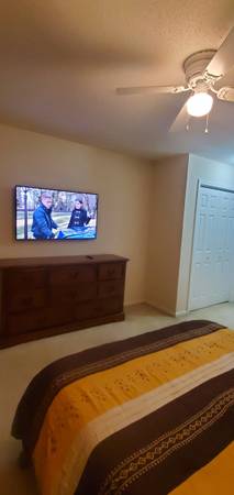 $225 / 1br - ROOM FOR RENT (JONESBORO)63738411721601121
