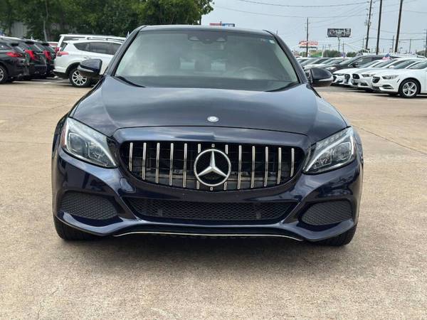 2015 Mercedes C300 - Concesionario de autos con financiamiento interno en el suroeste de Houston - $14,900 (Houston In House Finance)63622483543937121