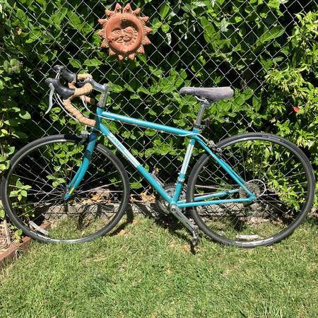 48" (small) Jamis Satellite Sport, lightweight, 24 speed, 700C - $400 (inner SE)63471144502785121