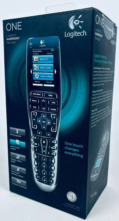 Logitech Harmony 900 Touch Screen Universal Remote Control System 1