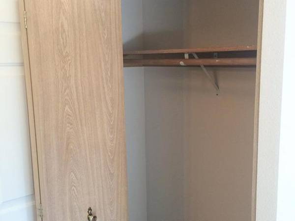 $1,947 / 2br - 944ft2 - Garbage disposal, Wall-to-wall carpet, Ceiling fan (Tualatin)64038877734019121