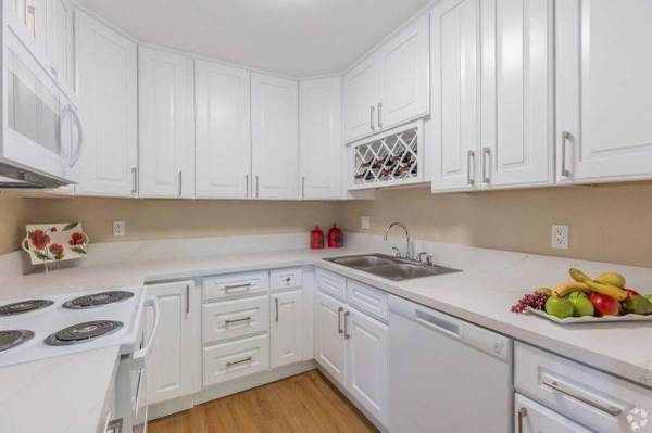 $2,195 / 1hab - 800ft2 - $500 DE DESCUENTO EN LA MUDANZA - Cocina de lujo completamente nueva (La Mesa/ Spring Valley/ Casa De Oro/ Mt. Helix/ North Island)63663819891713120