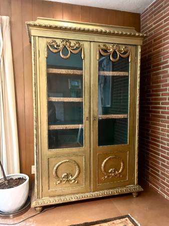 Antique, solid wood display cabinet with skeleton key. 1