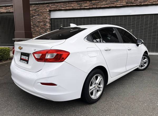 Chevrolet Cruze LT Low Mileage - $9,50063474457864195124
