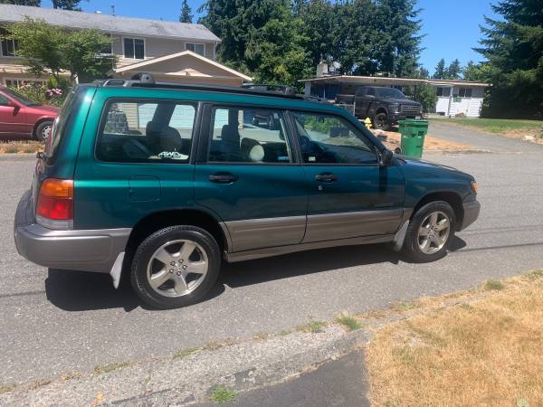 1999 Forrester Subaru AWD - $2,95063624422700291122
