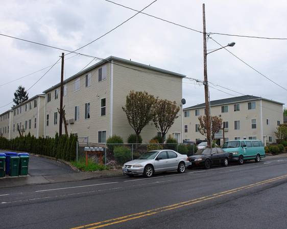 $1,500 / 2br - Hike/bike at Powell Butte Nature Park - Two Bedroom in Portland (East Portland)63615695861377123