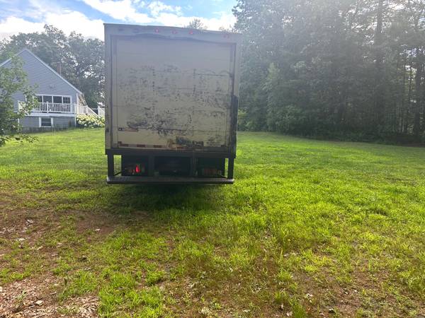 ISUZU NPR - $15,50063624473646337122