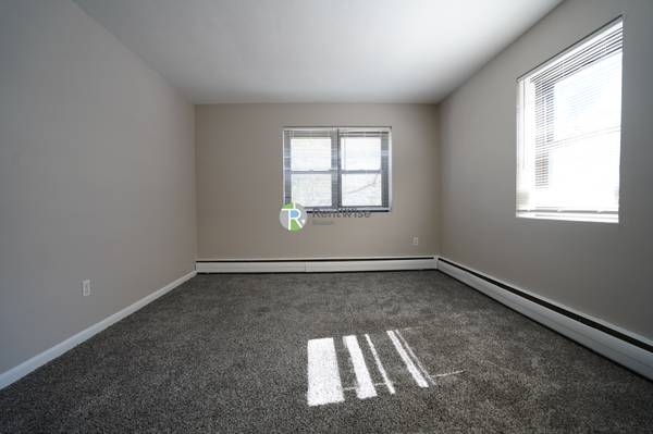 $2,595 / 2br - 2 Bd, NO FEE, Parking Included, Laundry Room, Photos (Brighton)63996406171778124