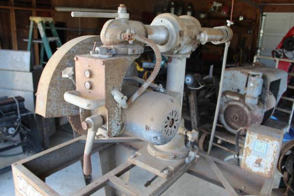 Comet Radial Arm Power Saw - $100 (Boring)63471431342083124