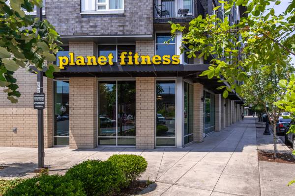 $1,629 / 2br - 850ft2 - 🎯 Jackpot Find! 2BR/1BA Apartment That Won’t Break the Bank (LENTS/Woodstock/Foster/Clackamas/Portland)63672601112449121