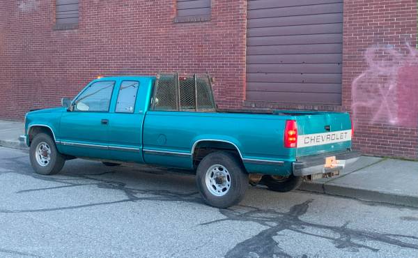 I have a pickup truck, you need a load delivered 1