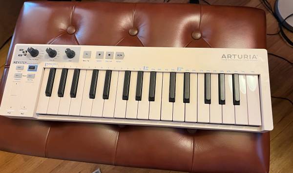 Arturia Keystep controller and sequencer 1