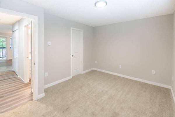 $2,556 / 3br - 1246ft2 - Major Upgrades, Gourmet Kitchen, Designer Features (Puyallup)64031310055425123