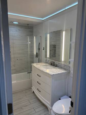 $2,950 / 2br - piso de 2 dormitorios a 2 cuadras del tren J,Z (Bushwick)64033460006913121