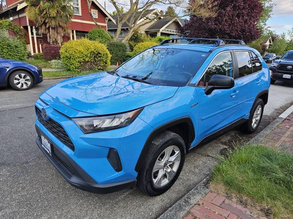 Excellent Condition 2021 Toyota RAV4 Hybrid - $31,000 (Tacoma)63438188462209123