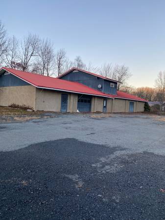 $1,850 / 1850ft2 - Commercial property for rent (739, Dingmans Ferry)63951425105027120