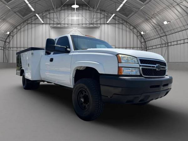 2006 Chevrolet Silverado 3500 Extended - Photo 4