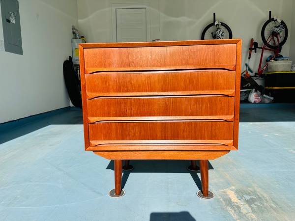 Beautiful Mid Century Danish Modern Teak Highboy Chest of Drawers 1