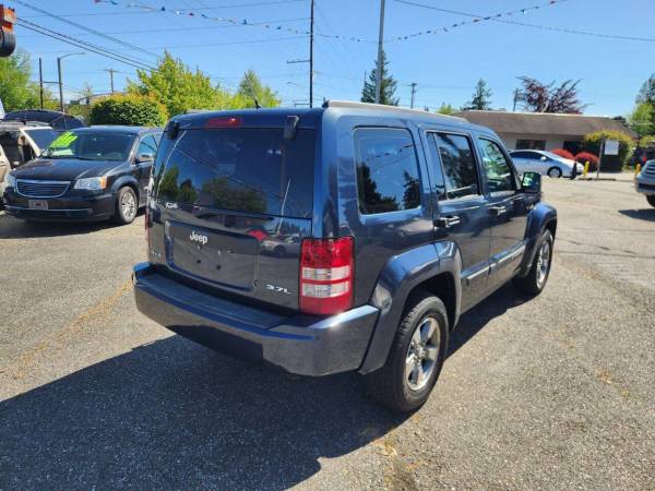 2008 Jeep Liberty 4x4 4WD Sport  4dr SUV SUV - $5,999 (Leavitt Auto Sales)63622905774721124
