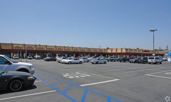 $4,500 / 1000ft2 - Restaurant for Lease - Chula Vista (Chula Vista)63819386813827121