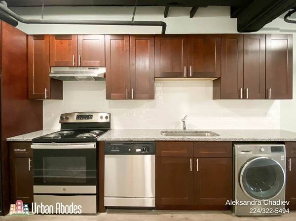 $1,895 / 1br - 700ft2 - Epic 1 Bedroom, 1 Bath in Highland Park, Available: 10/1/2025 (Highland Park)63899122579715122