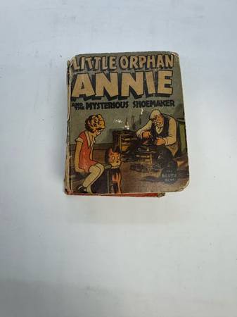 Little Orphan Annie and the Mysterious Shoemaker Whitman BigLittleBook 1