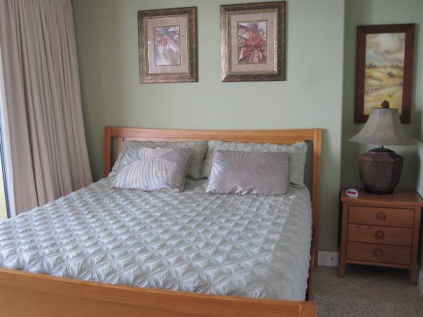 $130 / 2br - 1147ft2 - OPEN FRONT BEACH CONDO~HUGE BALCONY~Free Beach Chairs Service (32407)64193709364866124