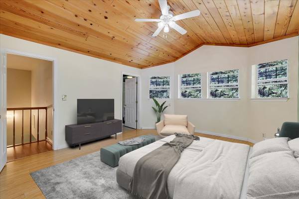 $579,000 / 3br - 2208ft2 - Have you seen it? Home in Grass Valley. 3 Beds, 2 Baths63952111420674124